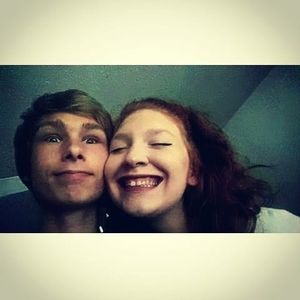 Meet your Posher, Selena